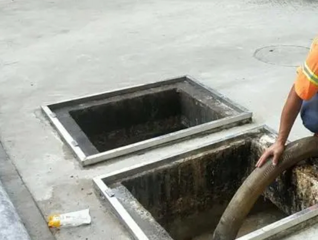 聂拉木化粪池清理